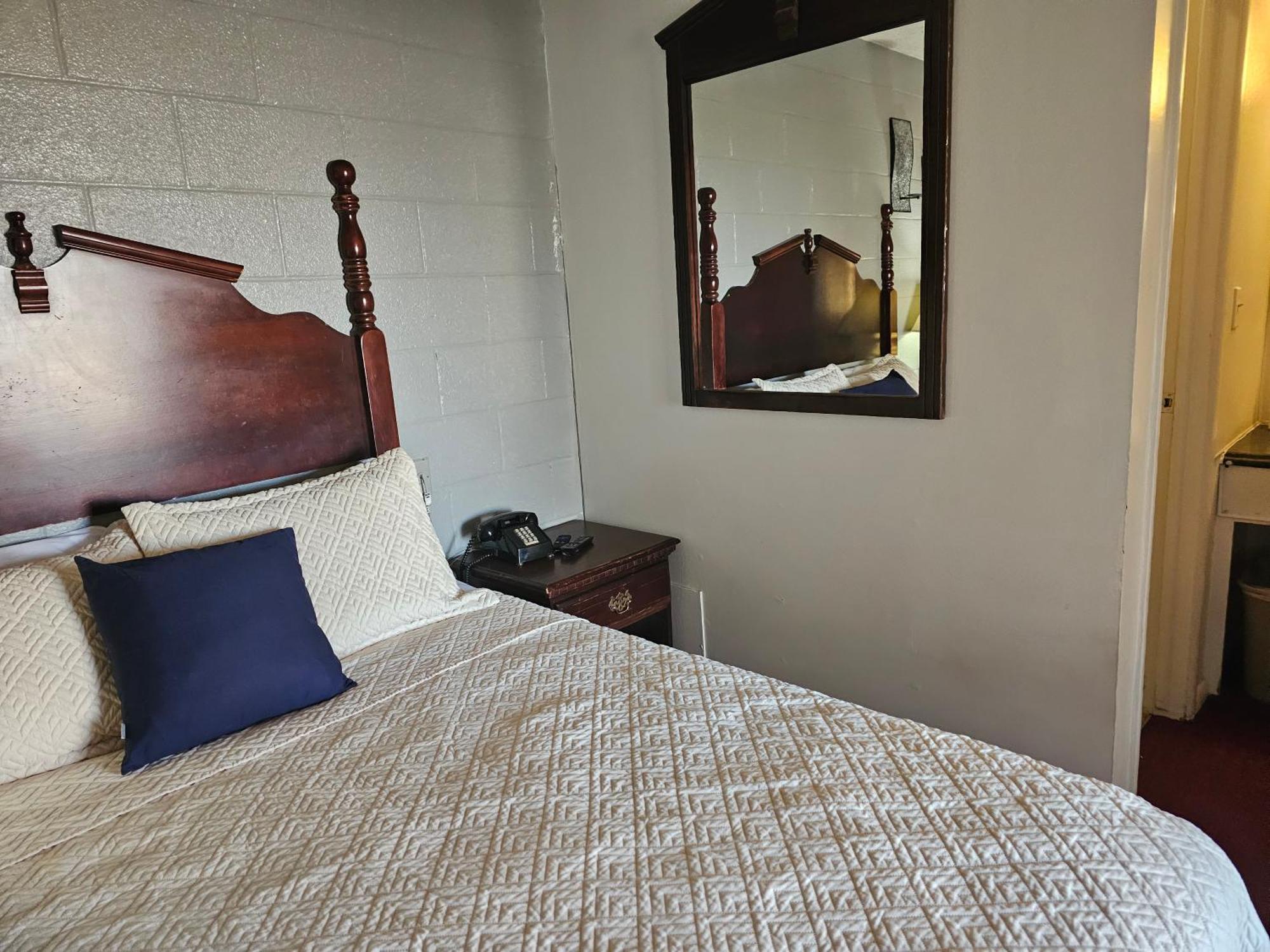 Knights Inn Fairview Ngoại thất bức ảnh